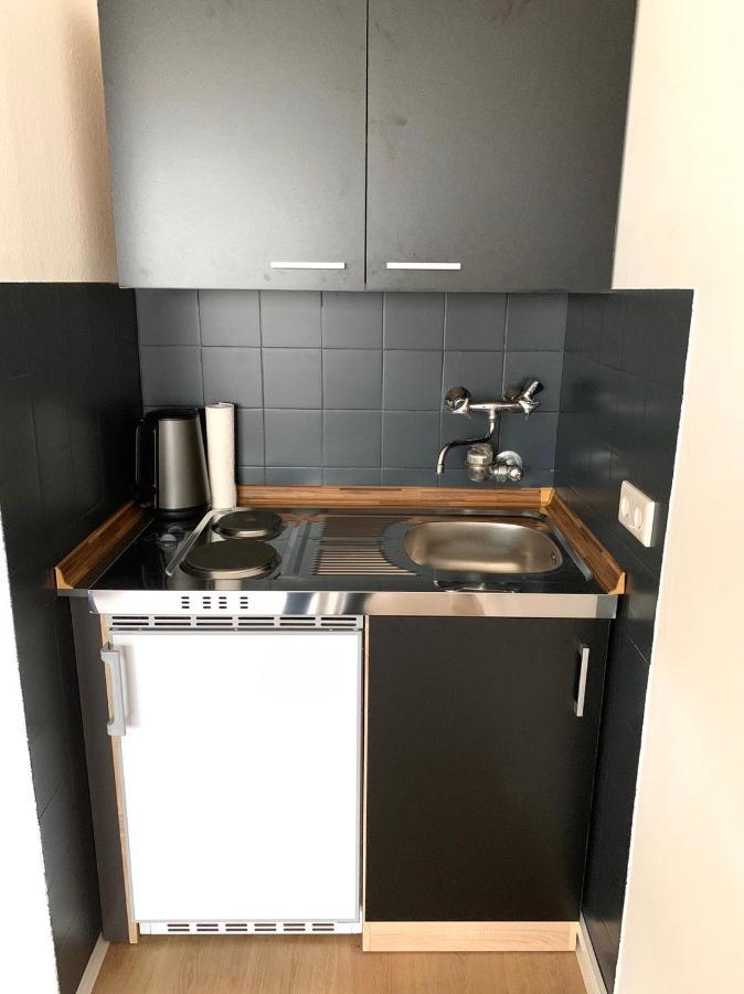 Renoviert, Modern Und Ruhig Apartment Nuremberg Bagian luar foto